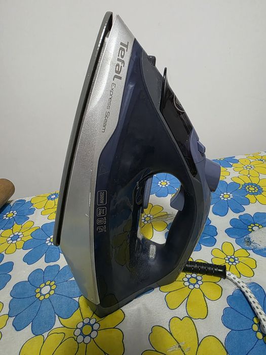 Fier de călcat Tefal Express Steam 2500W