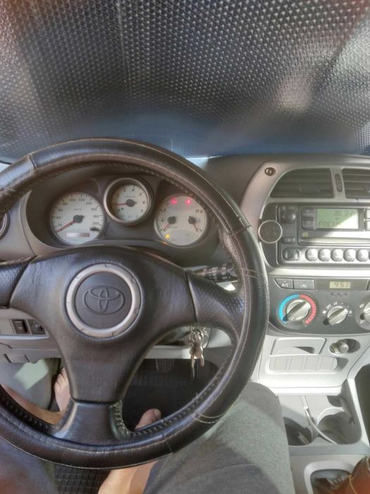 Toyota RAV 4 2003