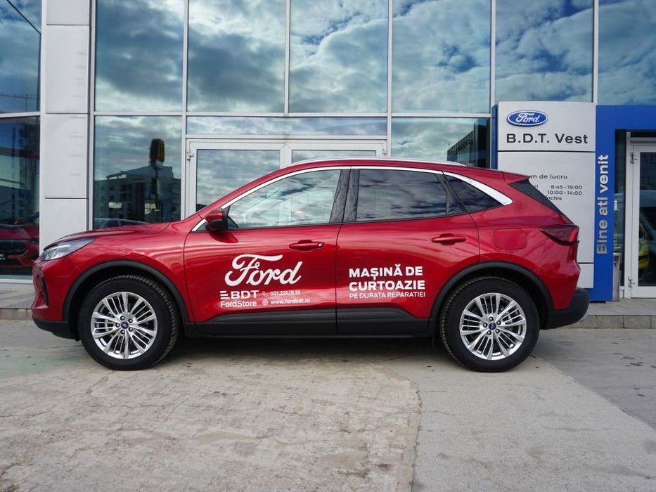 Ford Kuga Ford Kuga MCA Titanium 2,5Duratec FHEV 183CP AT AWD