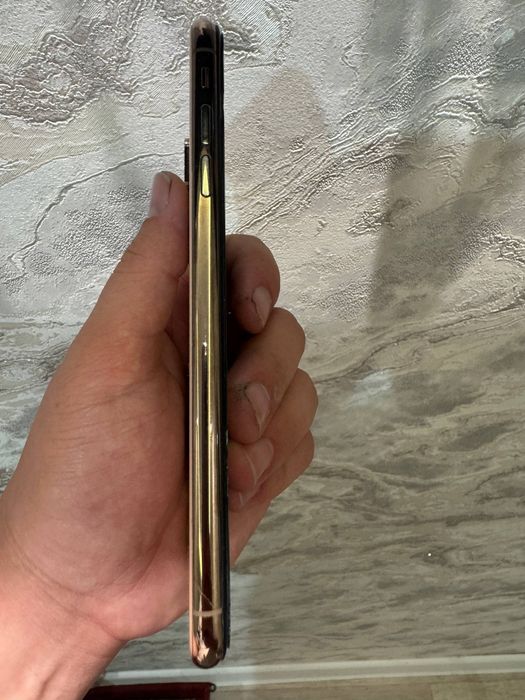Iphone xs max 64gb sotiladi
