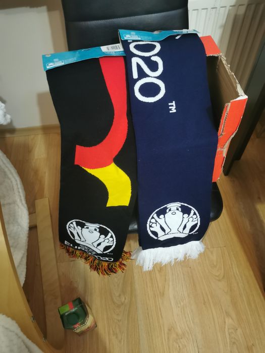 Официален Шал Евро 2012, Euro 2012 scarf