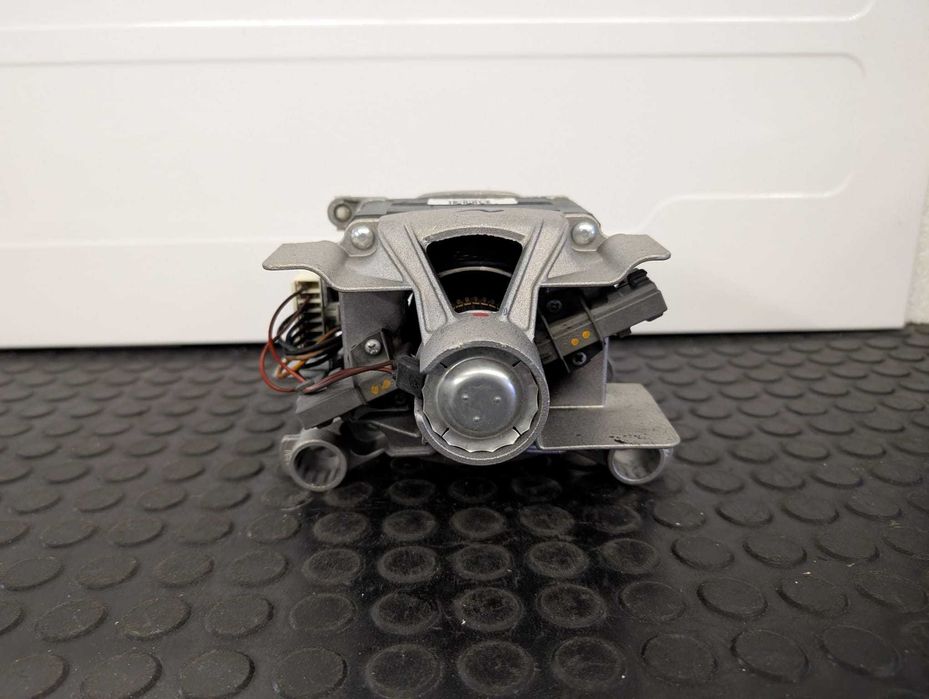 Motor masina de spalat MCA 52/64-148, 7 pini Whirlpool / R2