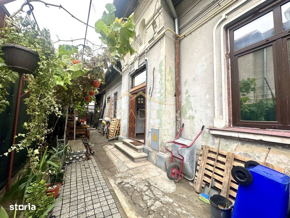 Casă de vânzare 3 camere/ curte generoasă/ Timpuri Noi/ lângă metrou