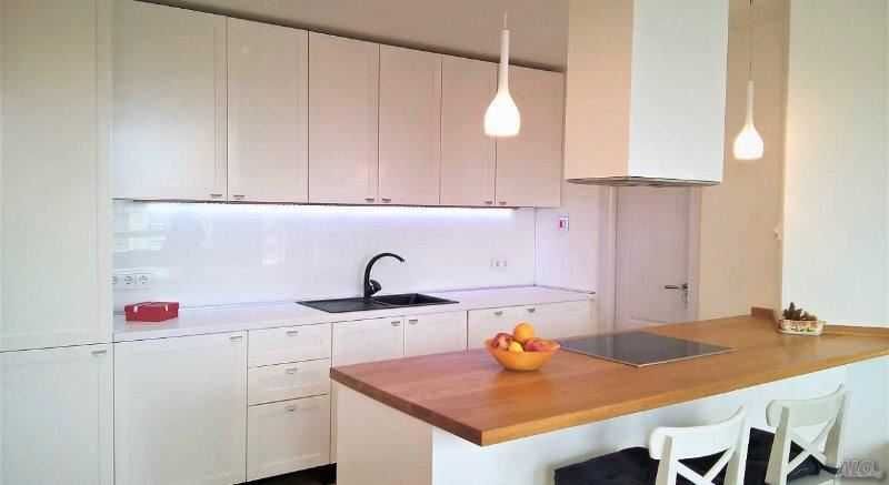 Тристаен апартамент Овча купел