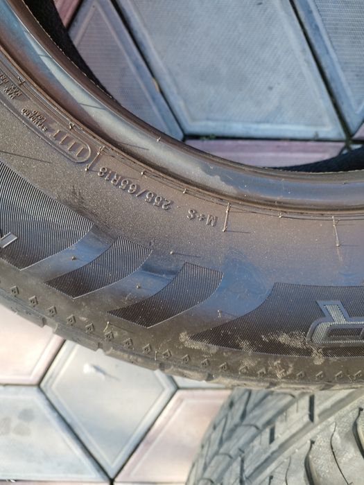 Продам шины 255/65/18 новые