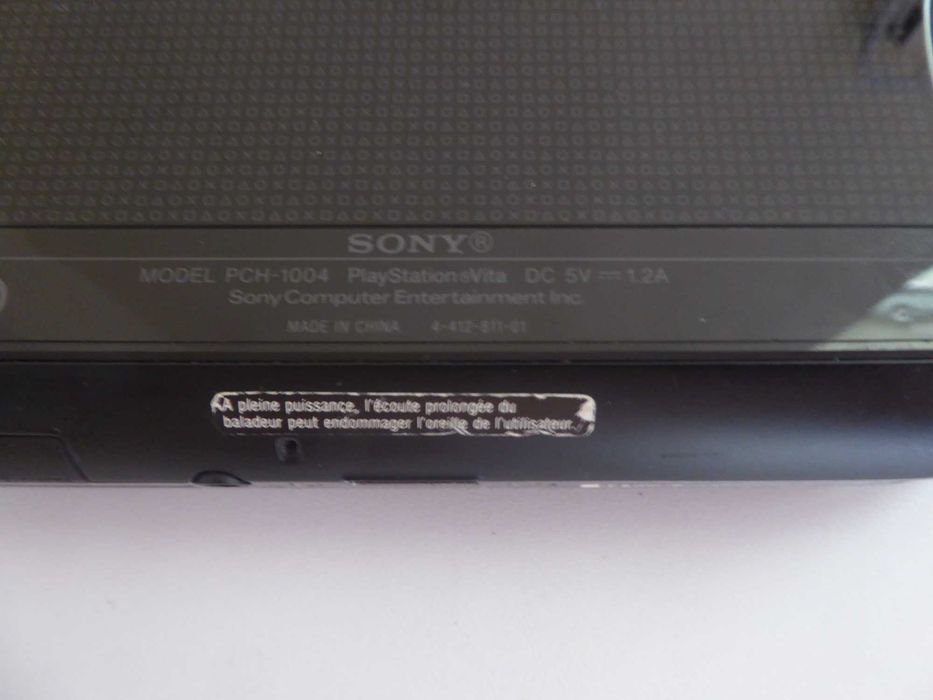 Sony Playstation Vita PS Vita 1004 за части