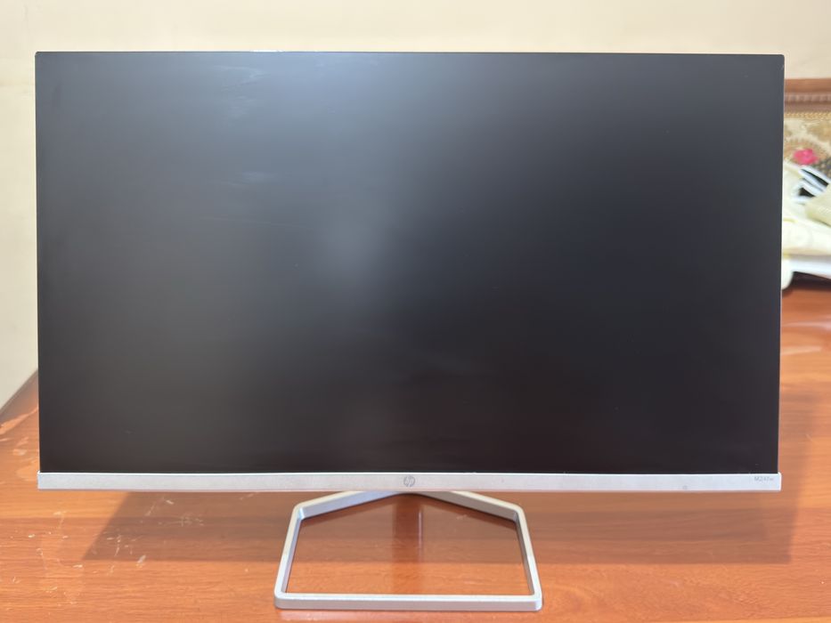HP M24fw FHD монитор