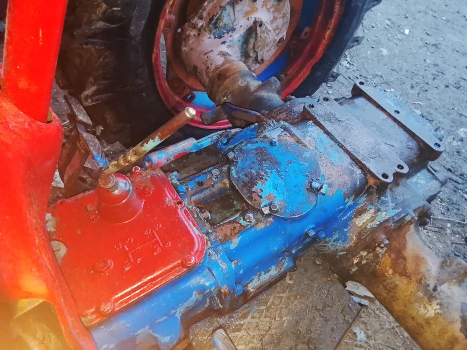 Piese tractor 411 415 312