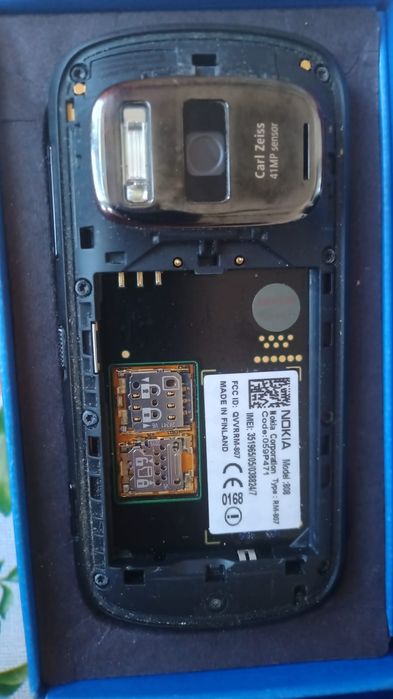 Nokia 808 PureView