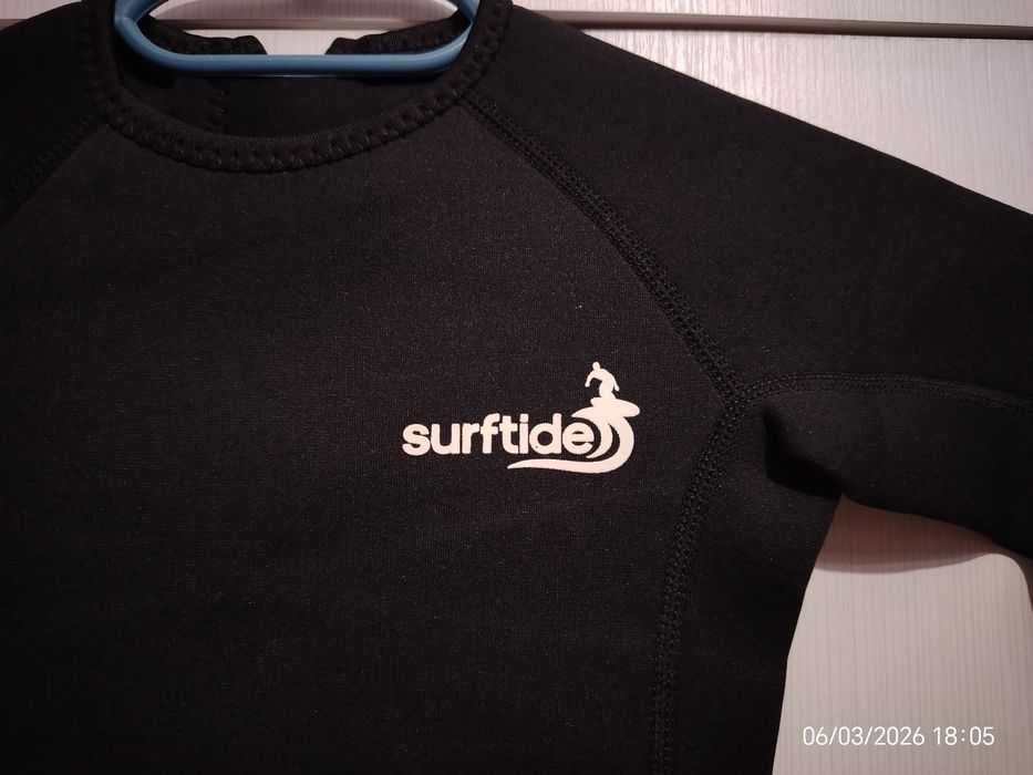 Детски неопрен за сърф