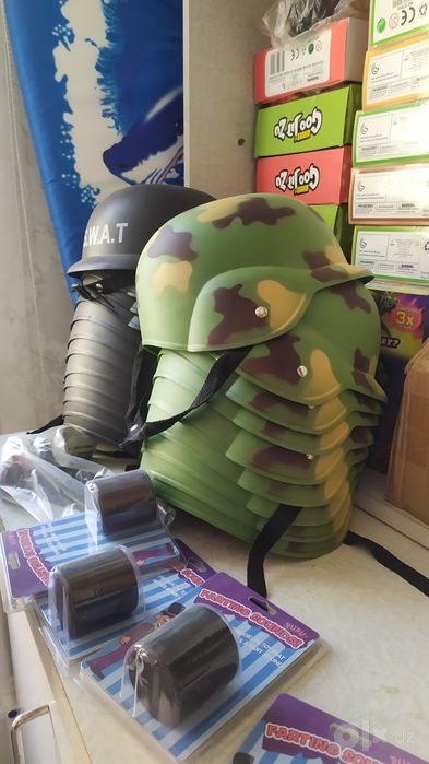 Игрушки НОВЫЕ. Супергерои аксессуары