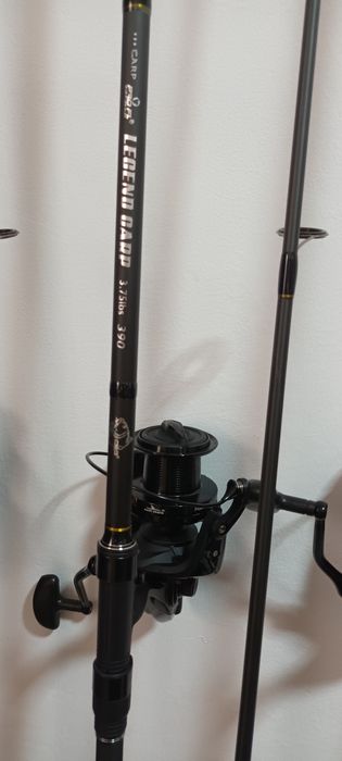 SET 4 Lansete FL LEGEND CARP 3.90 m 3.75 Lbs  + 4 Mulinete EastShark 1