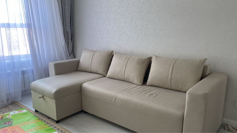 Диван в отличном состоянии
