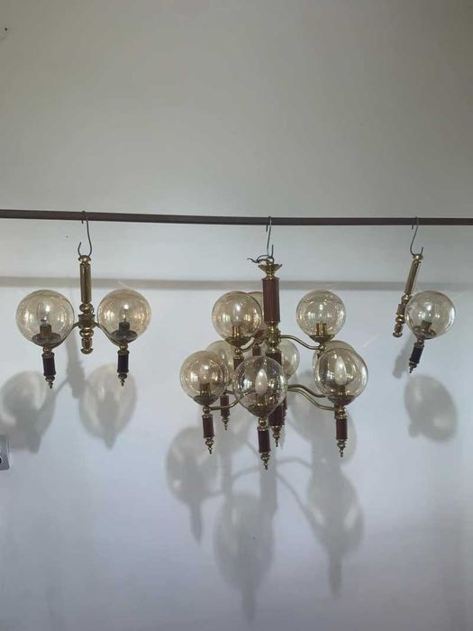 Candelabru cu noua brate si doua aplice de perete din alama
