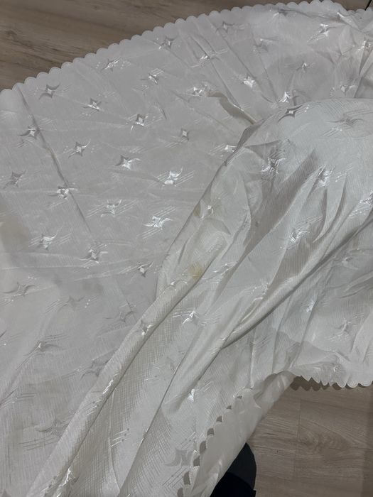 Скатерть белый тканевый