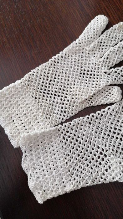 Vand manusi crosetate manual