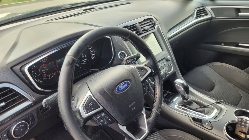 Ford Mondeo titanium