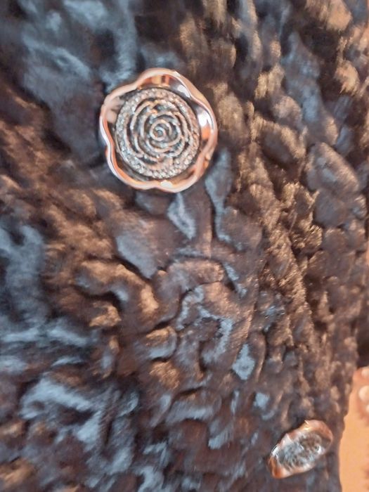 Продам пальто зимнее