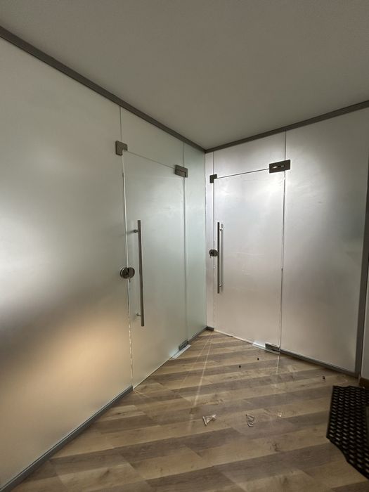 Витражные перегородки и офисные перегородки