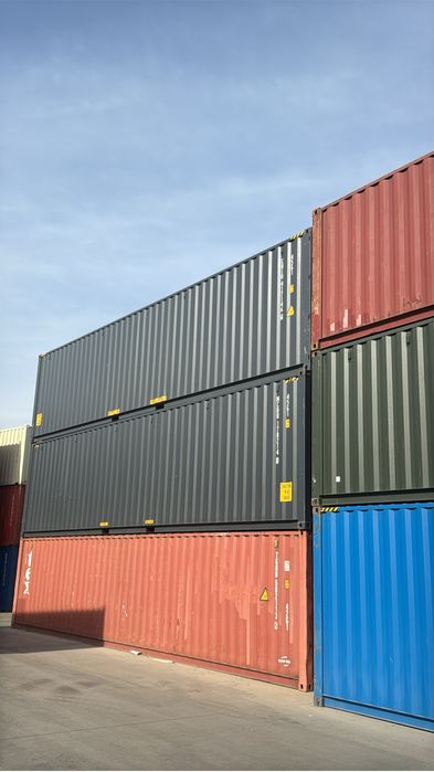 Container maritim