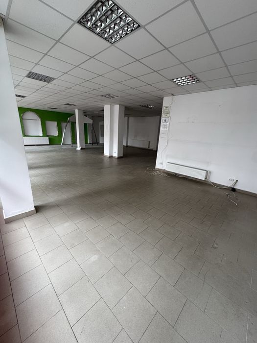 Inchiriez spatiu Vulcan