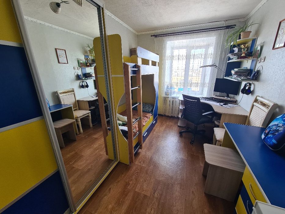 4 комнатная квартира