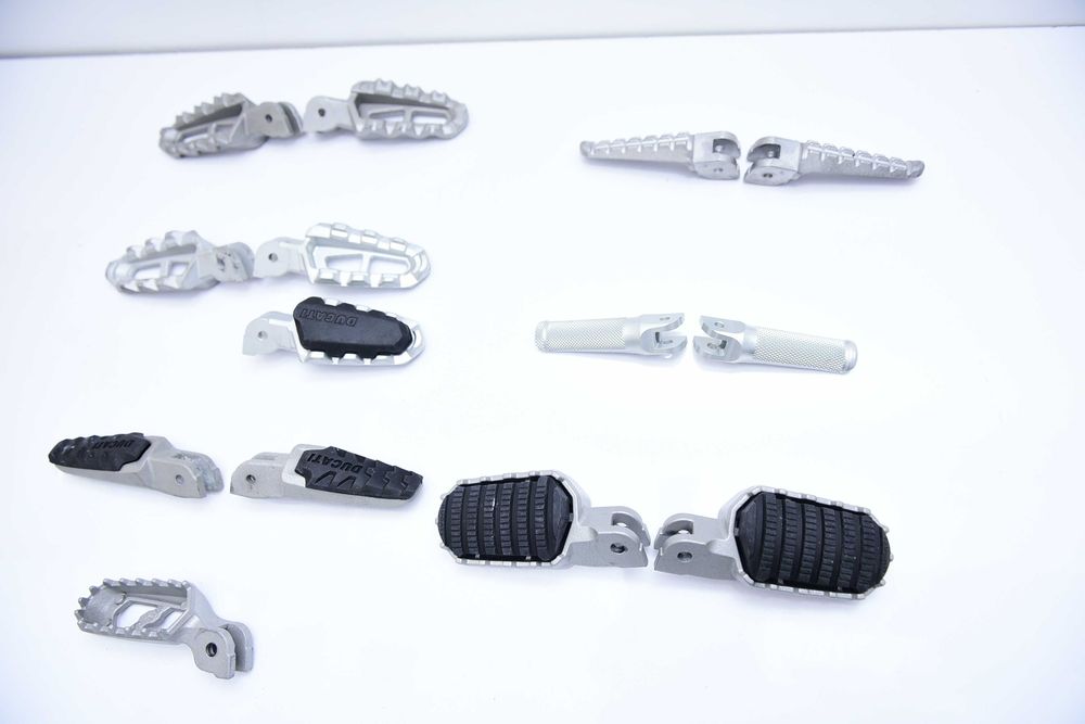 scarite Ducati Multistrada Diavel Panigale Monster Scrambler pedala