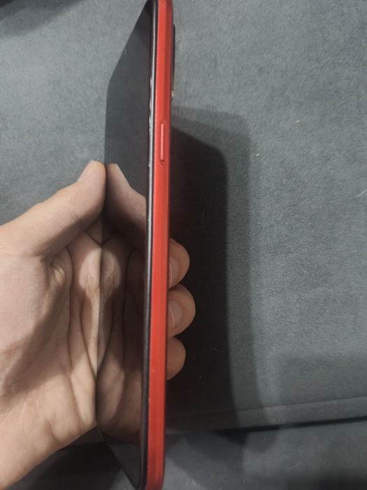 Realme C3 2/32Gb Sotiladi