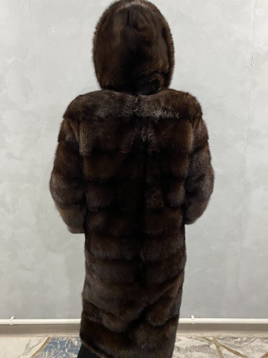 Норковая шуба 60000