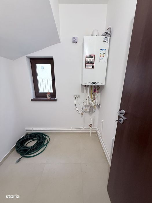 Casa individuala cu curte, 3 dormitoare - Maracineni