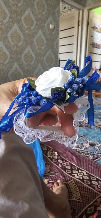 Продаётся свадебный снаряжение новая.