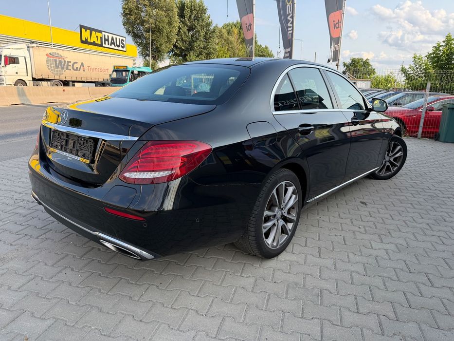 Mercedes-Benz E MERCEDES-BENZ E 350e 9G-Tronic Avantgarde Plug-in Hybrid