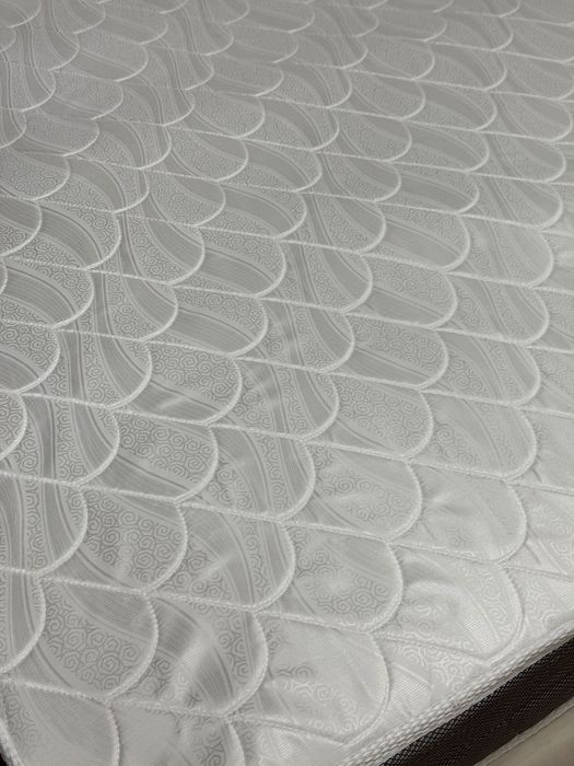 Продам новый матрас 180*220