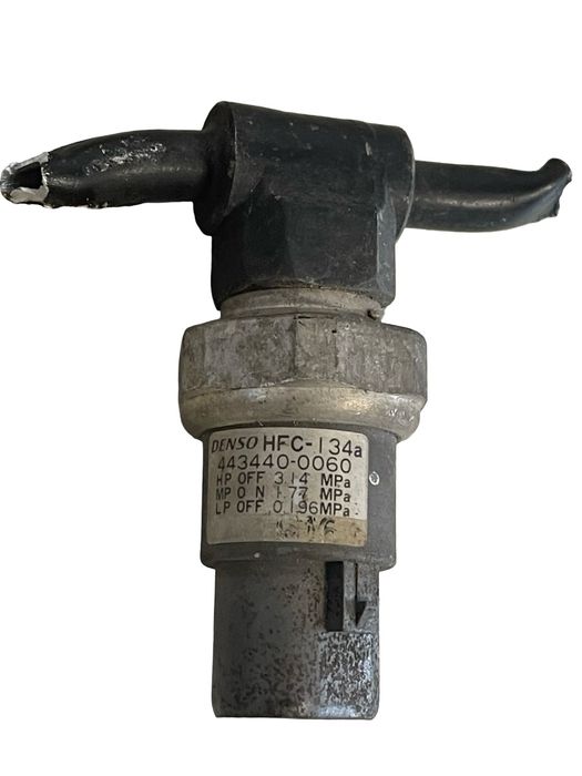 Senzor De Presiune Aer Conditionat (Ac) Lexus Rx300 Mcu15 1998 - 2003