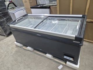 Морозильник для магазина продуктов