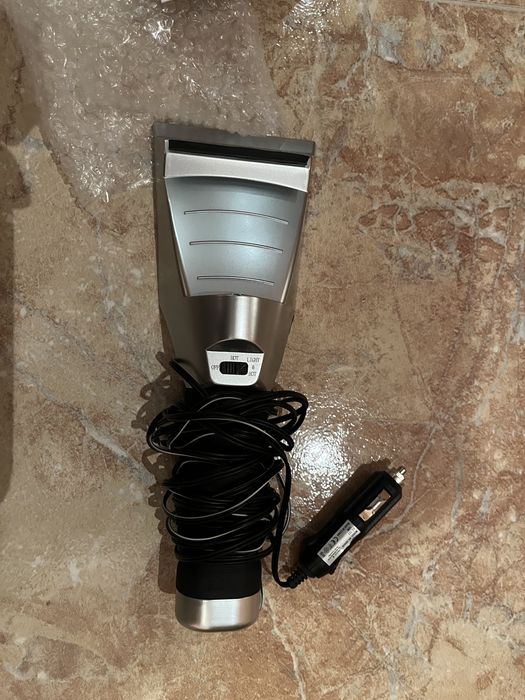 НОВА!!! Отопляема стъргалка за лед за кола