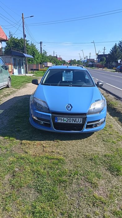 Renault Laguna și WV golf