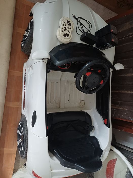 Машинка детская электрическая