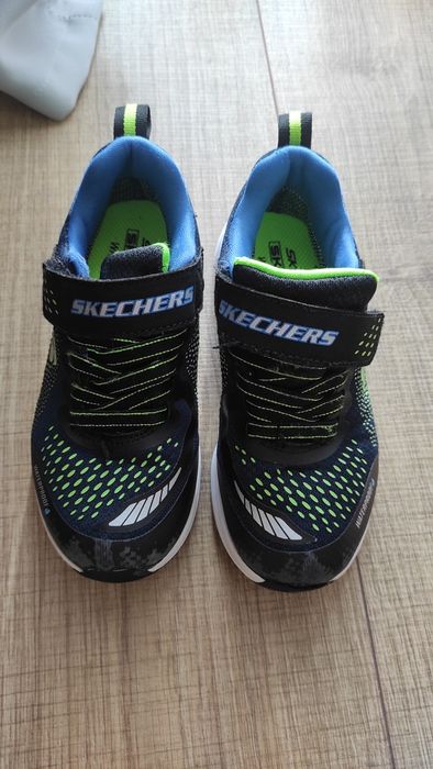 Papucei Skechers mărimea 27