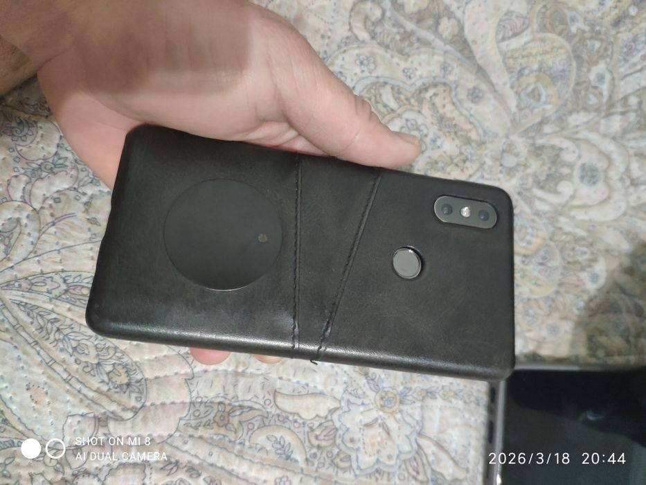 Продам Xiaomi mi mix 2s