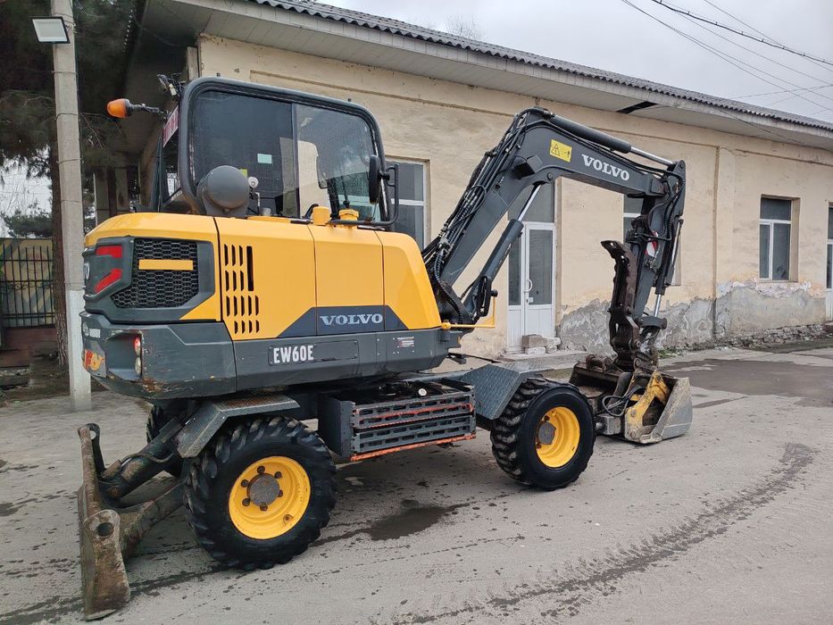 VOLVO йили 2016.тел килинг нархини келишамиз