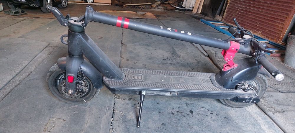 Продам самокат в отличном состоянии.