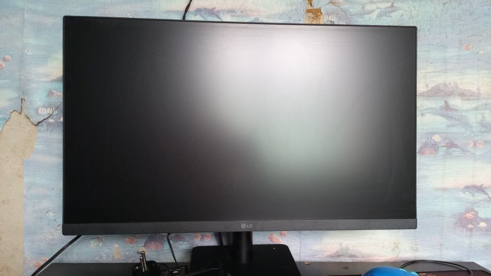 Продается монитор