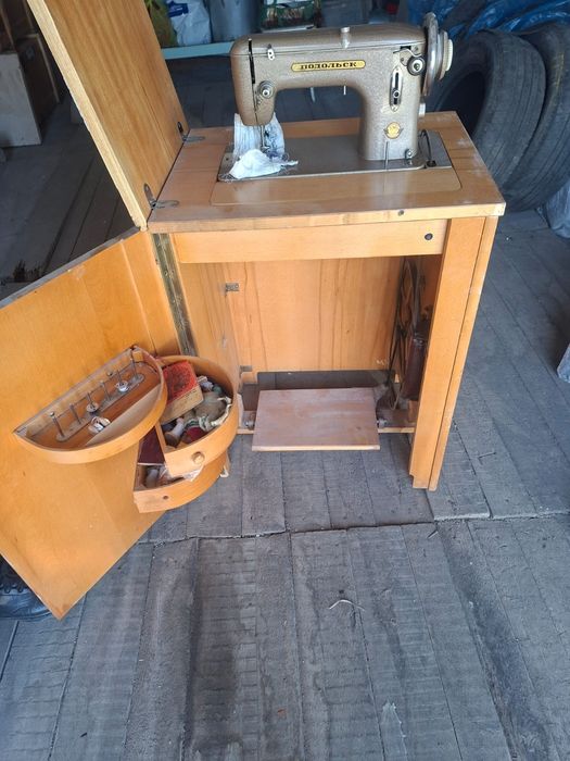 Швейная машинка "Подольск"