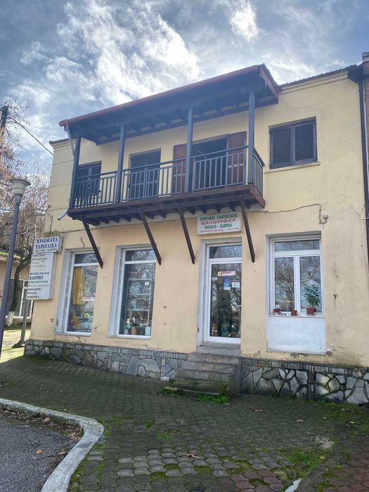 Продава апартамент 40 м2 до езеро Волви в центъра на Неа Мадито, Северна Гърция