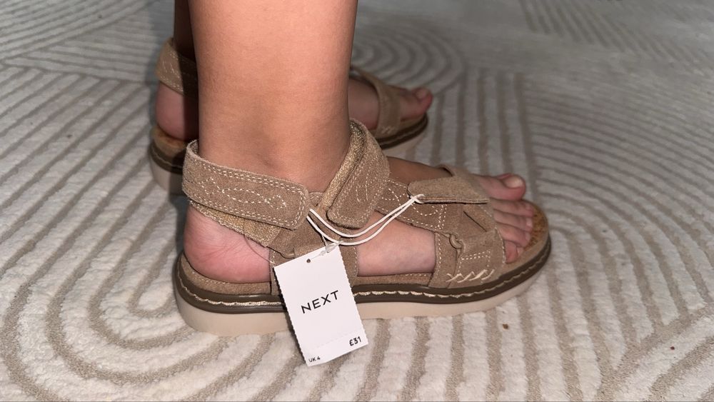 Сандалики летние