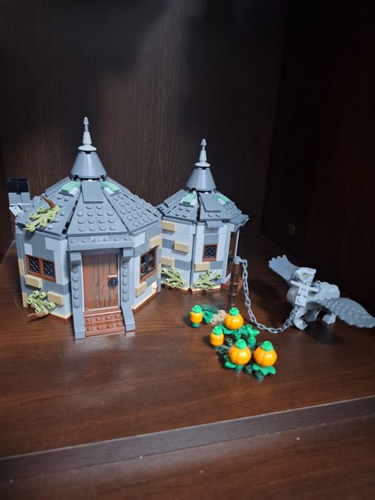 LEGO Harry Potter Hagrid's Hut: Buckbeak's Rescue  (75947)