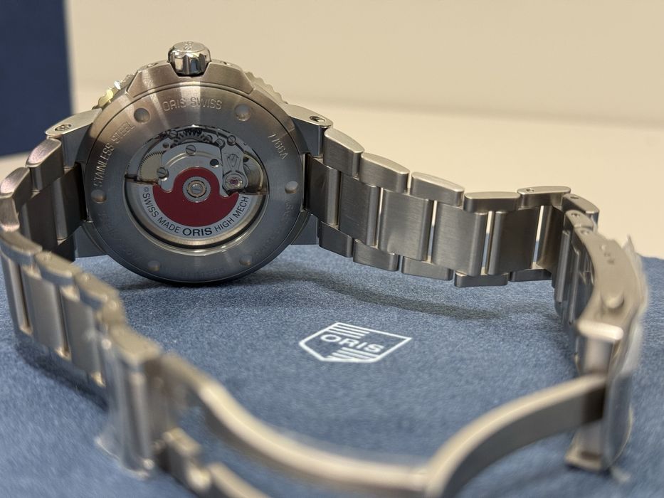 Oris Aquis Upcycle Date 41.5mm Мъжки автоматичен часовник