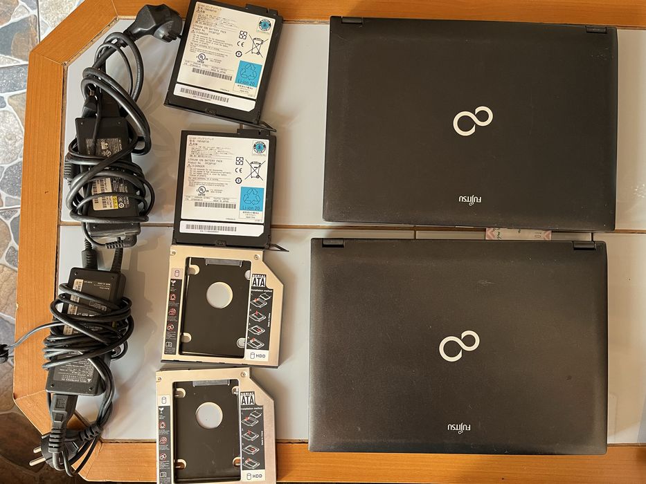 Laptop modular Fujitsu Lifebook S760, i5, 320 Gb, Windows 10 Pro, WiFi, bluetooth, slot SIM