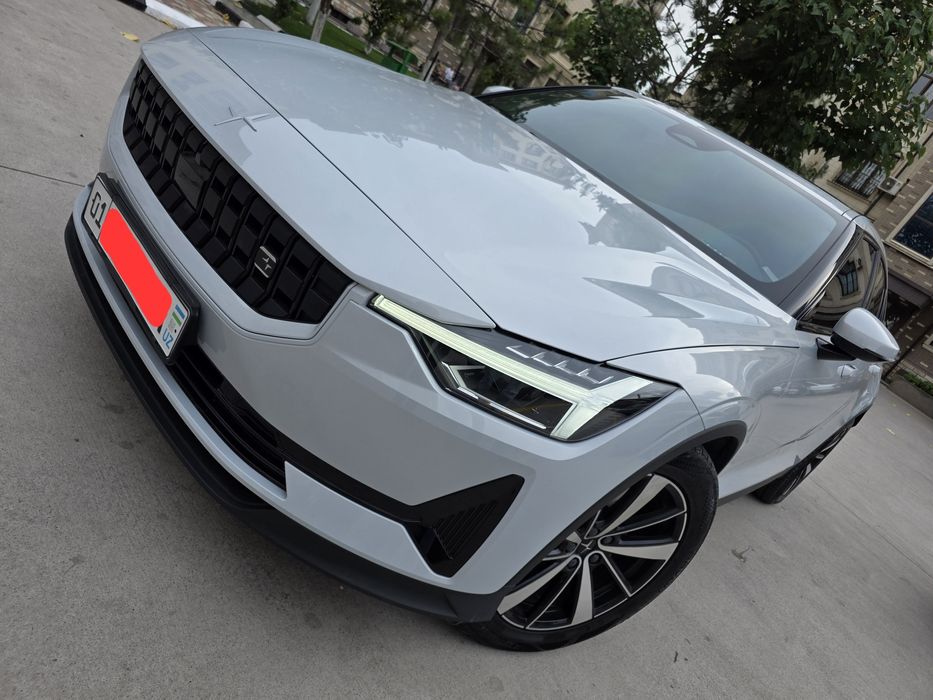 Volvo Polestar-2 СРОЧНО продаётся.